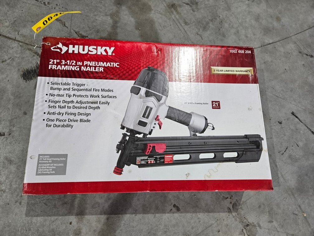Husky 21 Degree 3-1/2" Pneumatic Framing Nailer