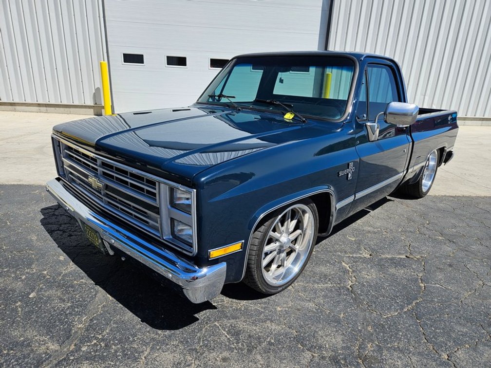 1985 Chevrolet C10 Pick Up Truck