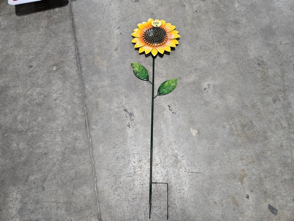 Metal Yard Art Sunflower