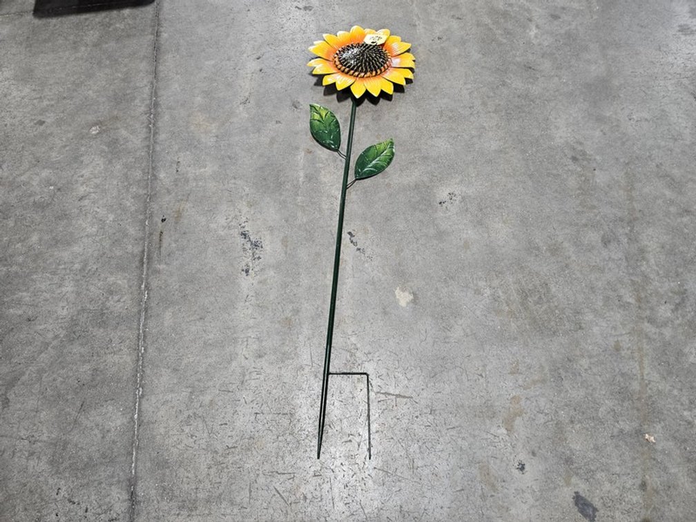 Metal Yard Art Sunflower