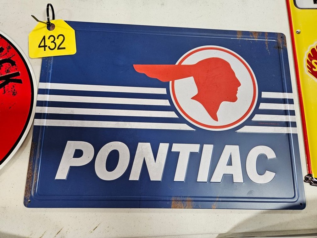 Pontiac Sign