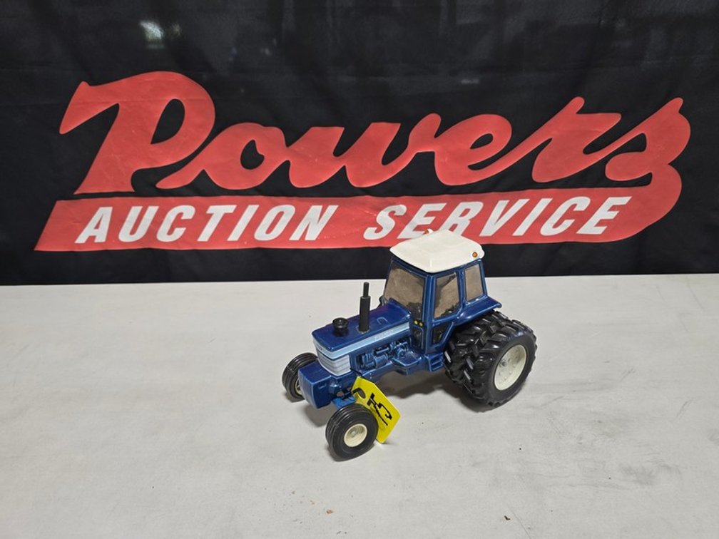 PaceSetter Ford 9700 Ceramic Tractor