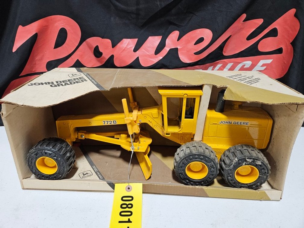 John Deere 772B Grader