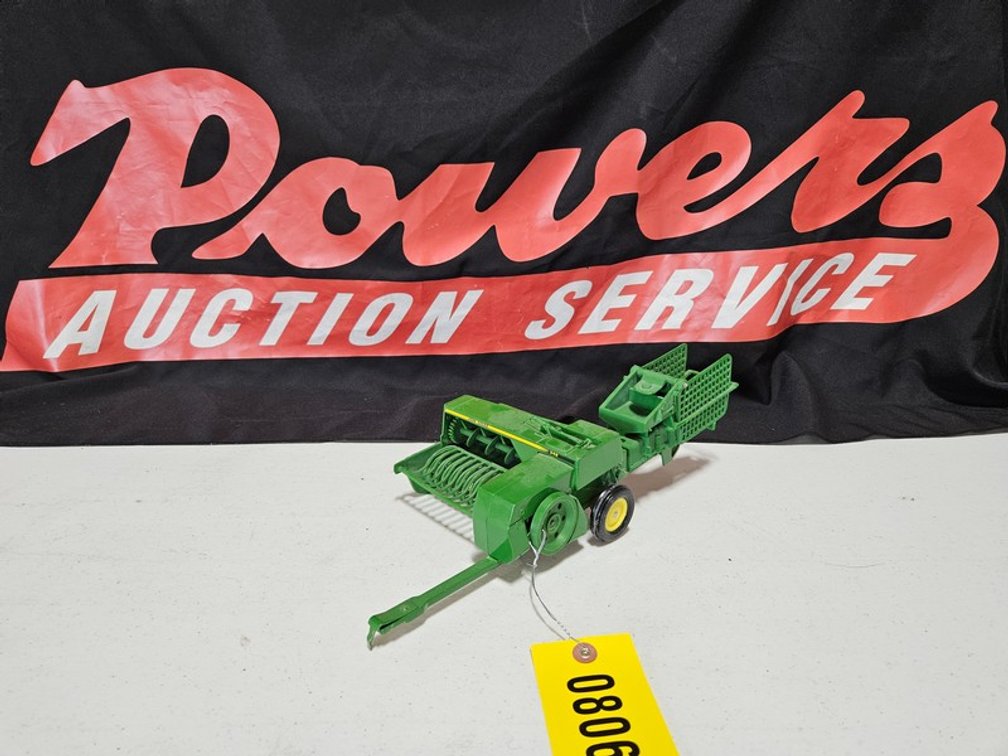 John Deere 348 Small Square Baler
