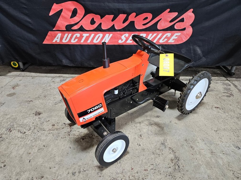 Allis Chalmers 760 Pedal Tractor