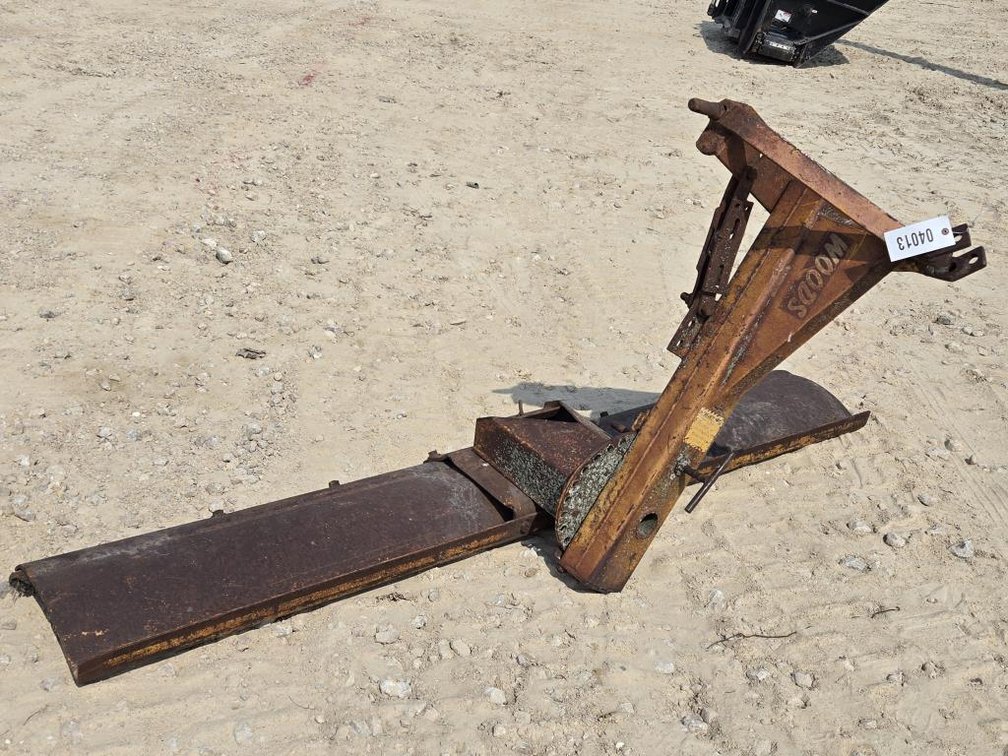 WOODS 8' 3PT PLOW