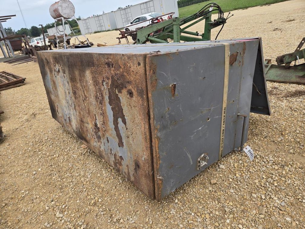 STORAGE BOX