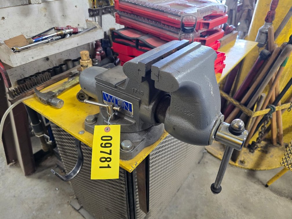 Wilton 6-1/2" Jaw Vise