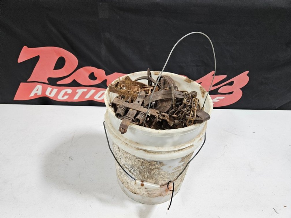 Bucket Of Foothold Traps