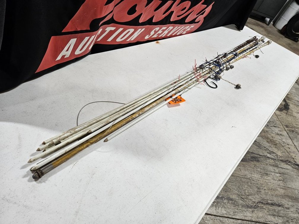 (13) Bank Fishing Poles
