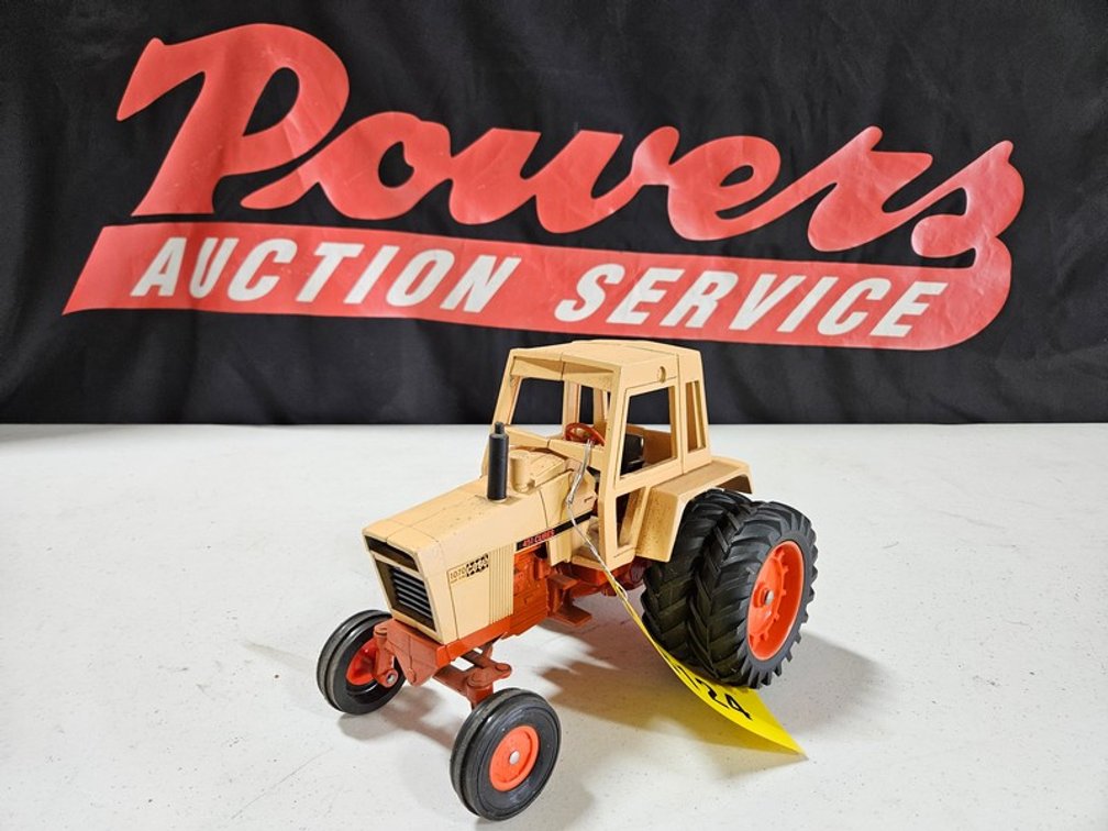Case 1070 Agri King Tractor
