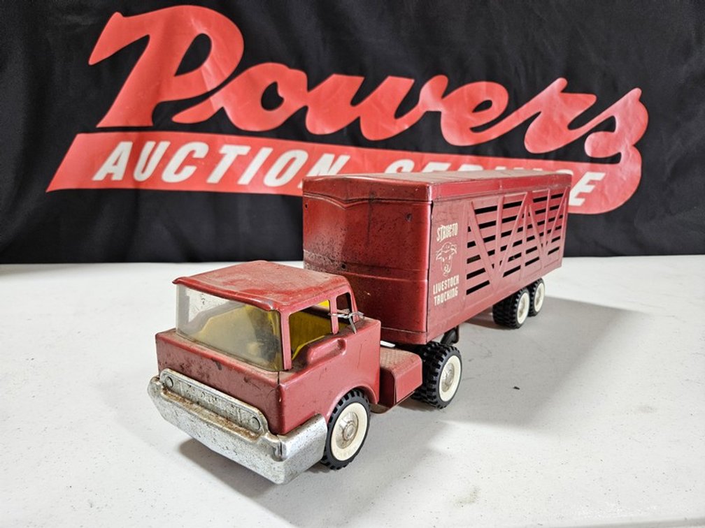 Structo Livestock Trucking Truck And Cattle Traile