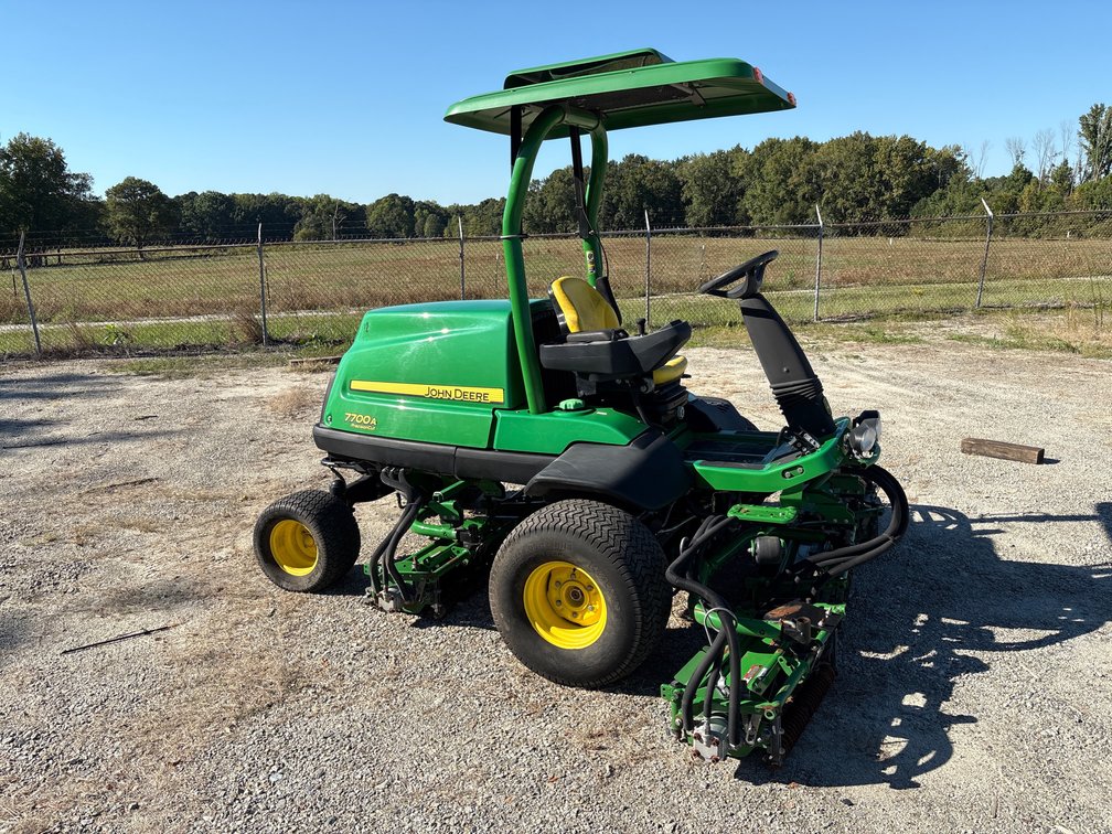 John Deere 7700A Fairway Mower