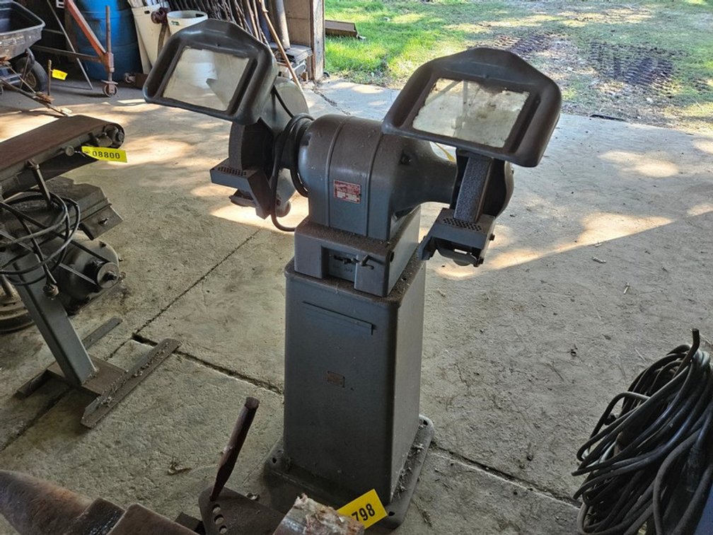 VanDorn 10" Ballw Bearing Bench Grinder