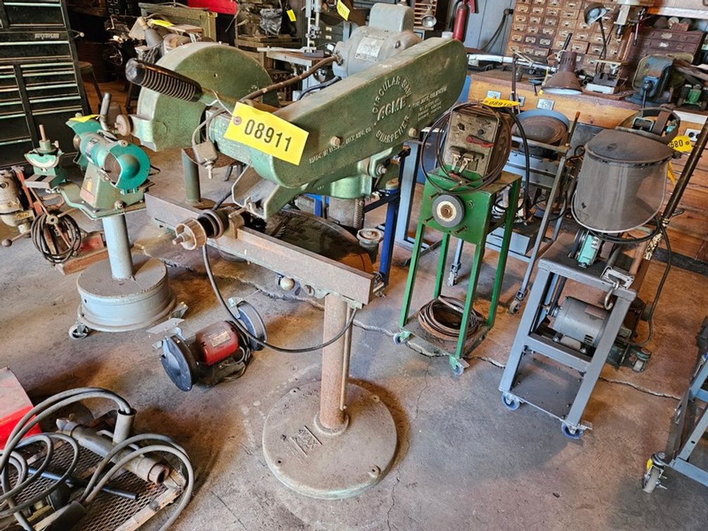 Acme Circular Saw