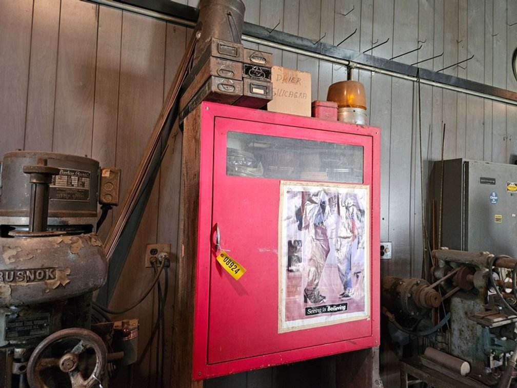 Grinding Wheel Cabinet
