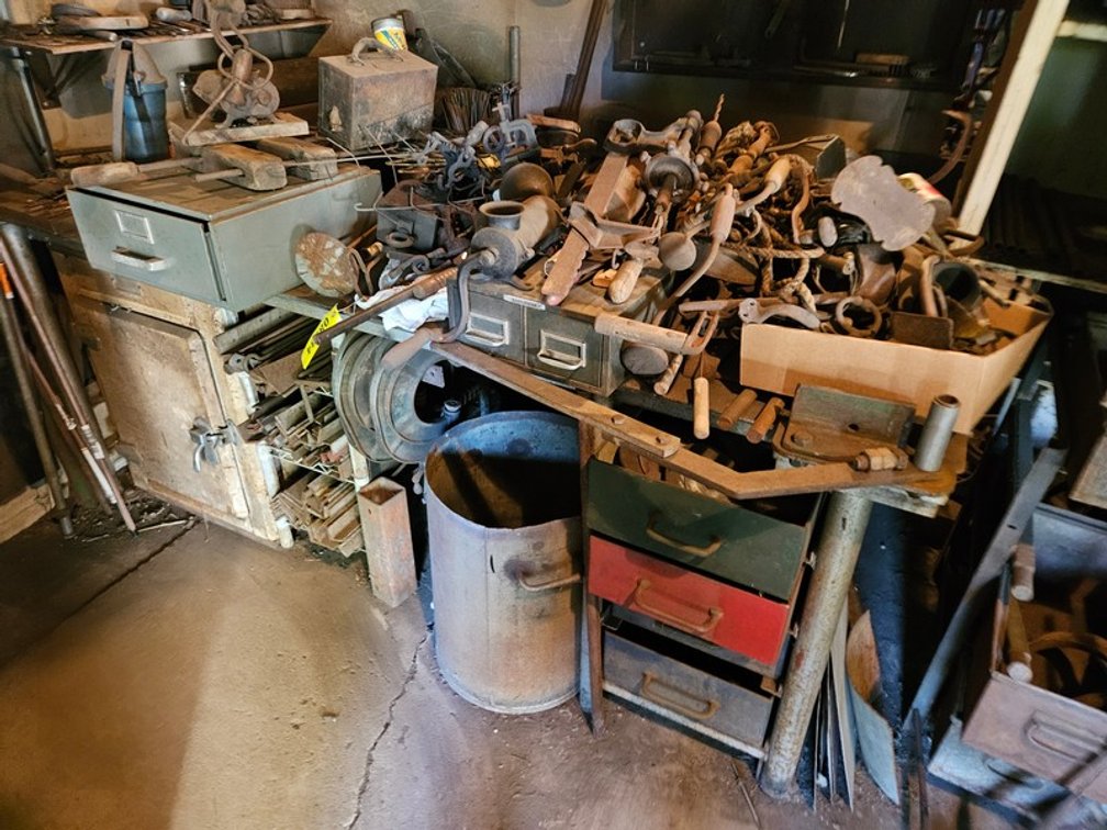 Work Bench W/ Contents