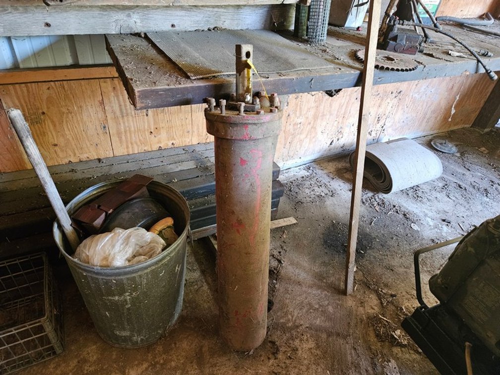 Large Hydraulic Cylinder