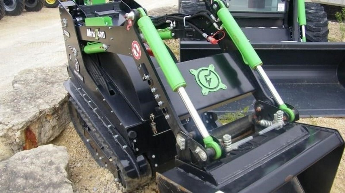 2023 Firstgreen Industries Z400 Track Mini Skid St