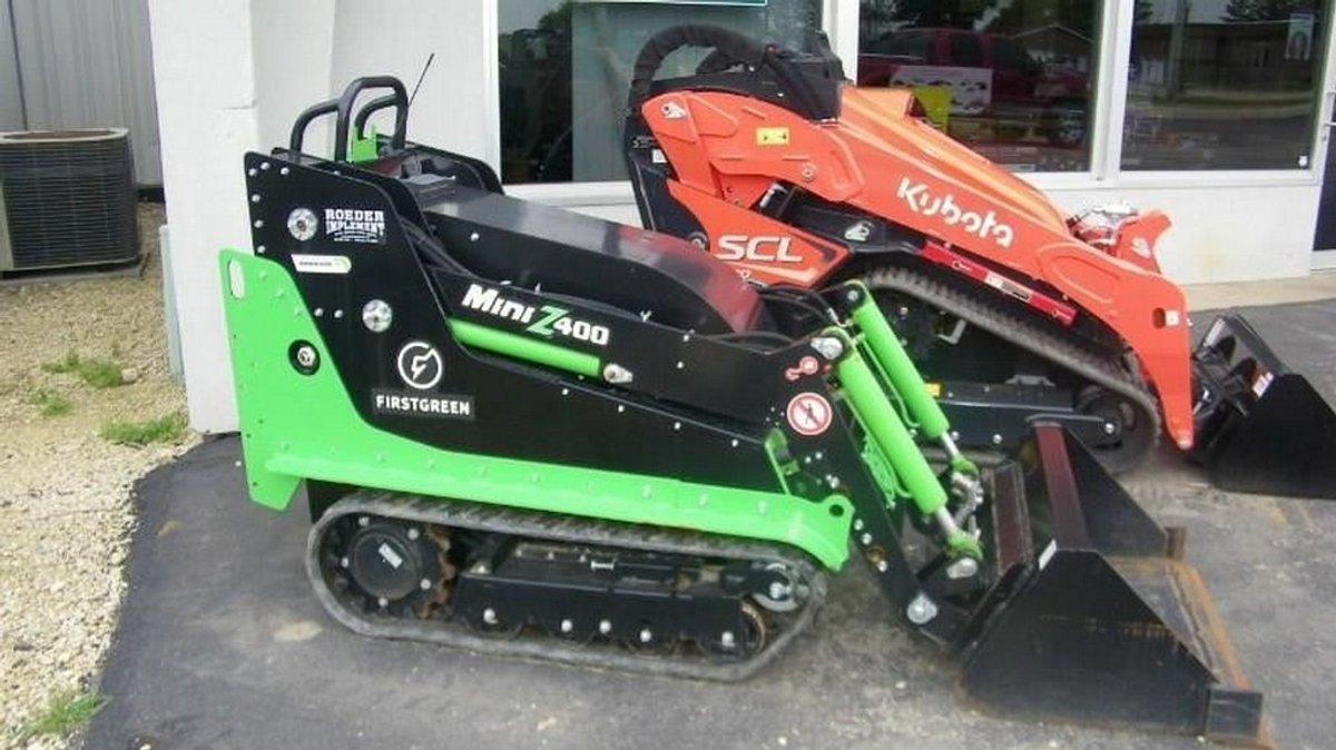 2023 Firstgreen Industries Z400 Track Mini Skid St