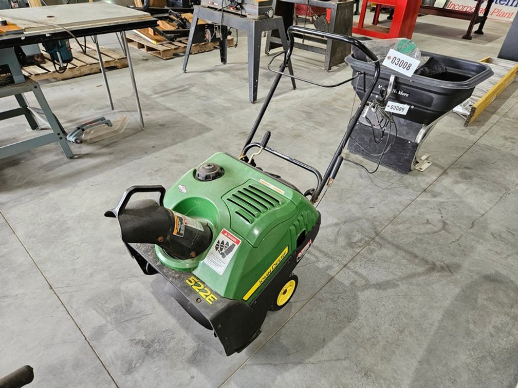 John Deere 522E Snow Thrower