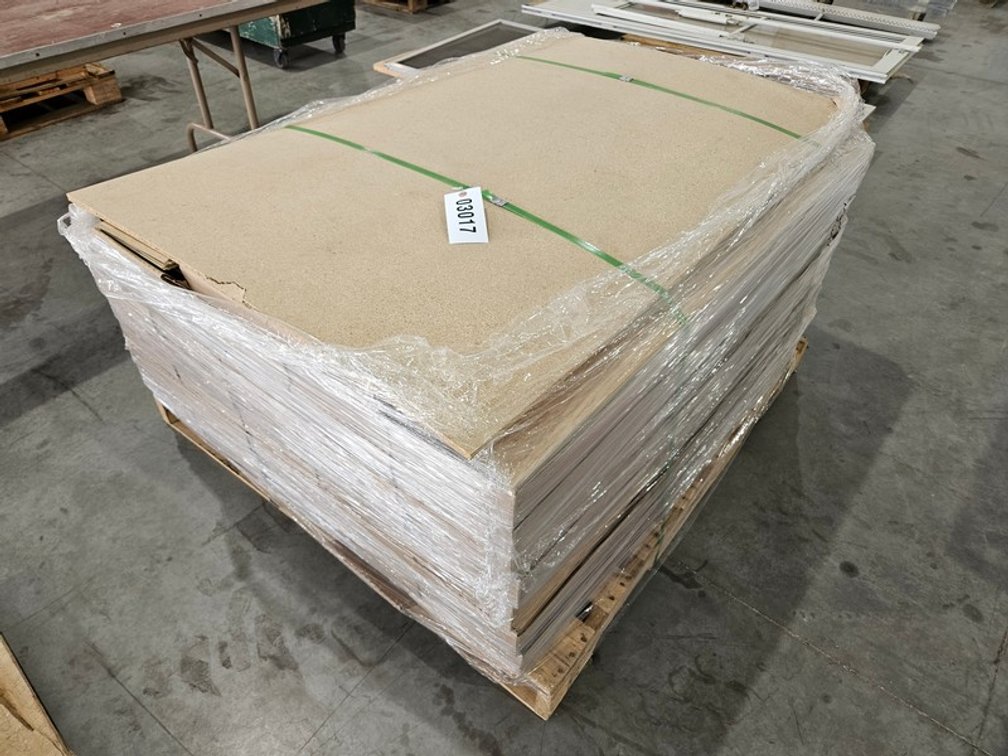 1,035.87 Sq Ft Mohawk Light Natural Oak Flooring