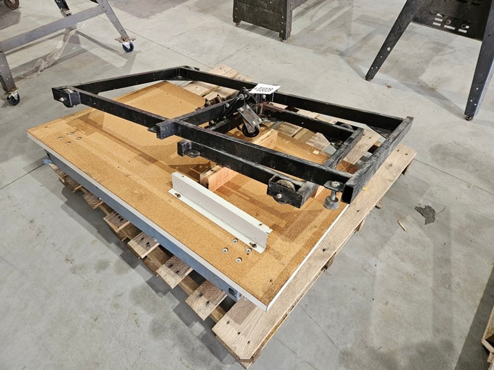 Delta Table And Stand