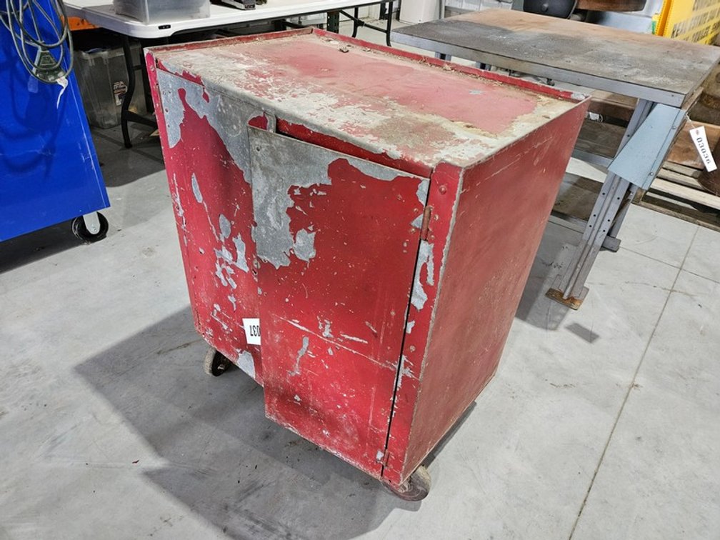 28"x19" Rolling Cabinet