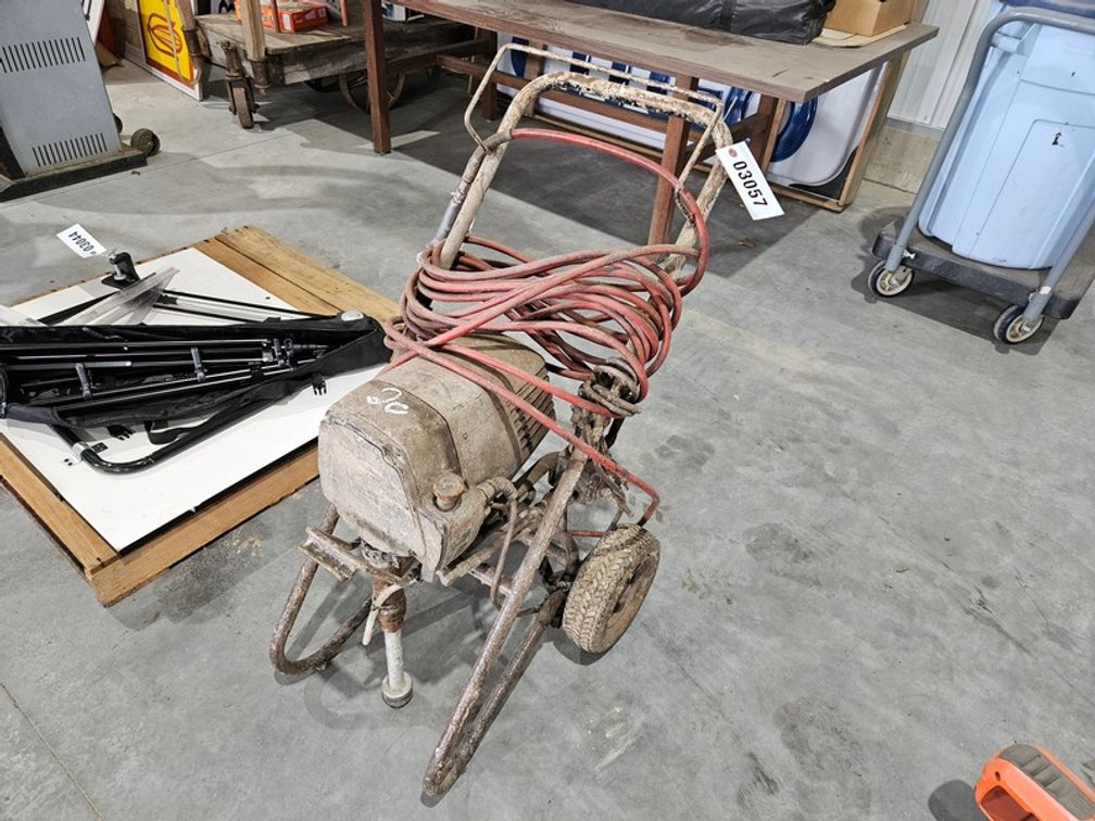 Wagner Paint Sprayer With Hose And Gun