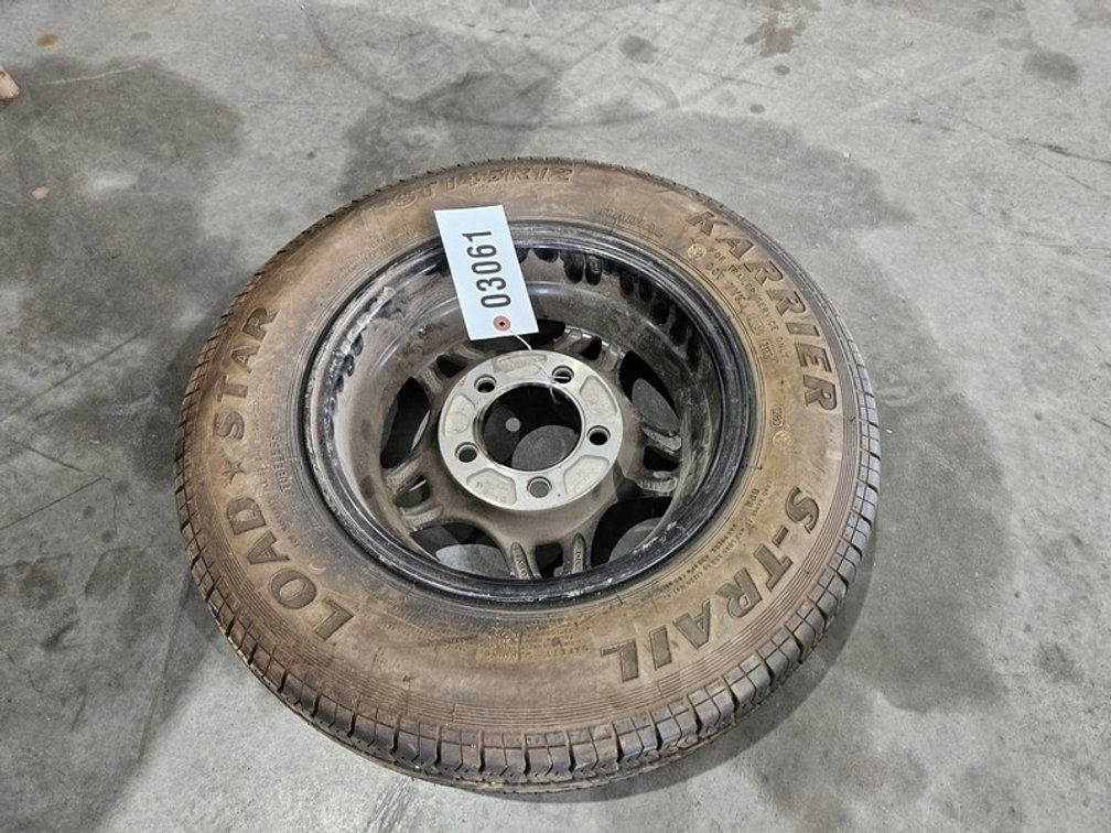 Load Star Karrier S-Trailer Tire And 5 Bolt Rim