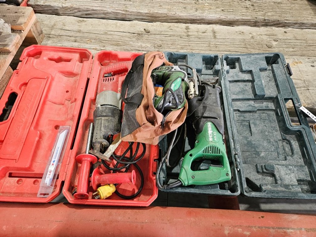 (3) Electric Saws