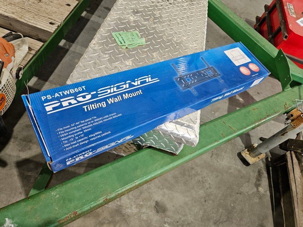 Pro Signal ATWB60T Tilting TV Wall Mount