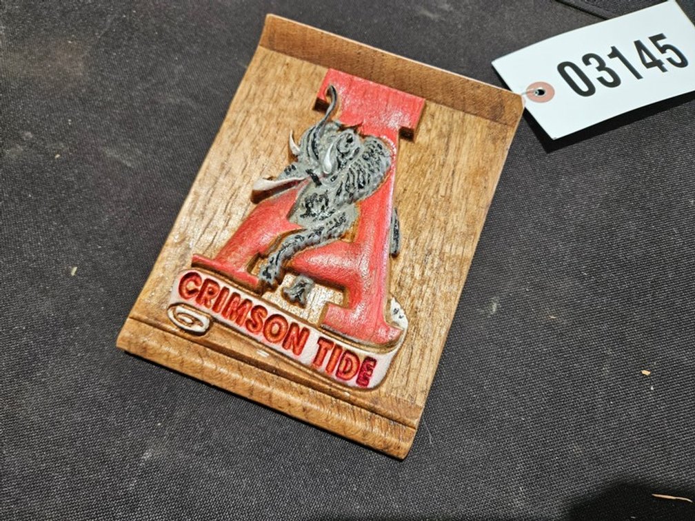 Alabama Crimson Tide Wood Carving