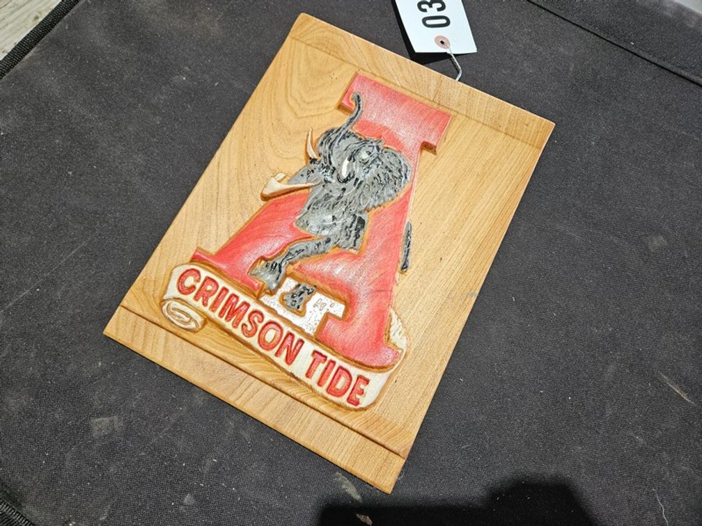 Alabama Crimson Tide Wood Carving