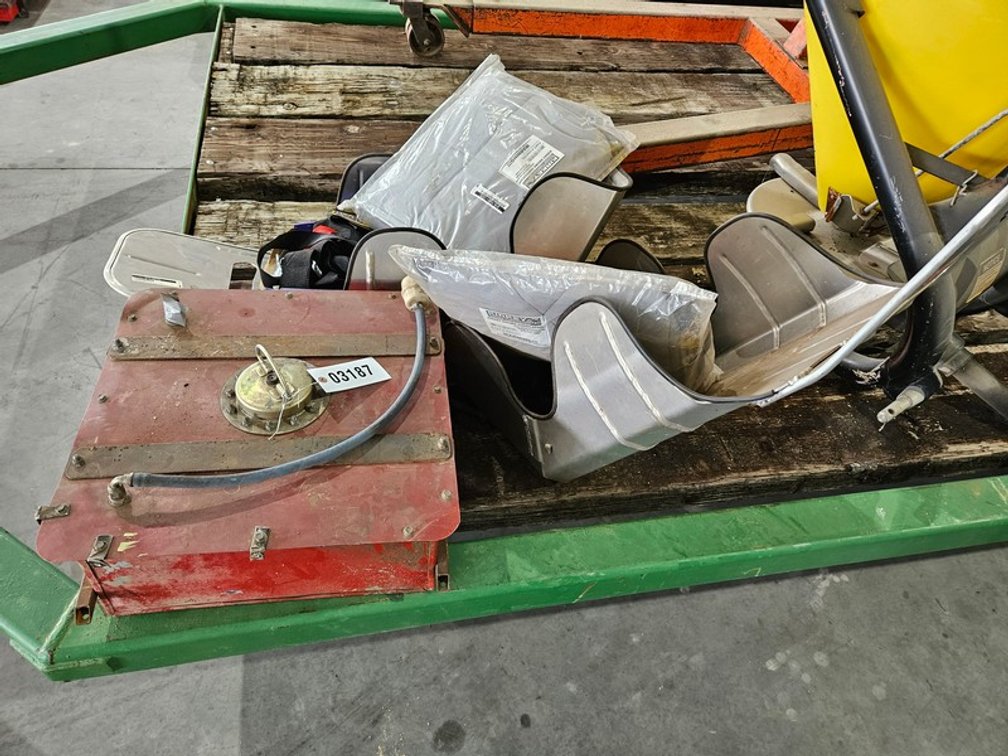 (2) - Kirky Racing Seats