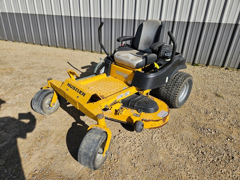 Hustler Raptor SD Zero Turn Mower