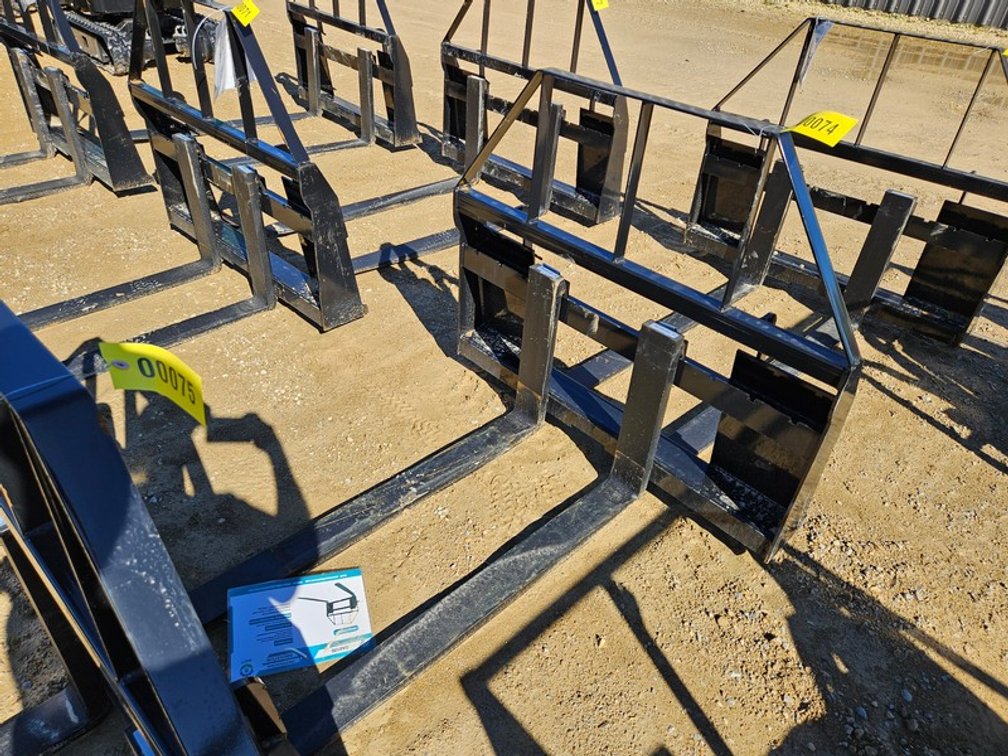 2026 Mower King 48" Skid Steer Pallet Forks