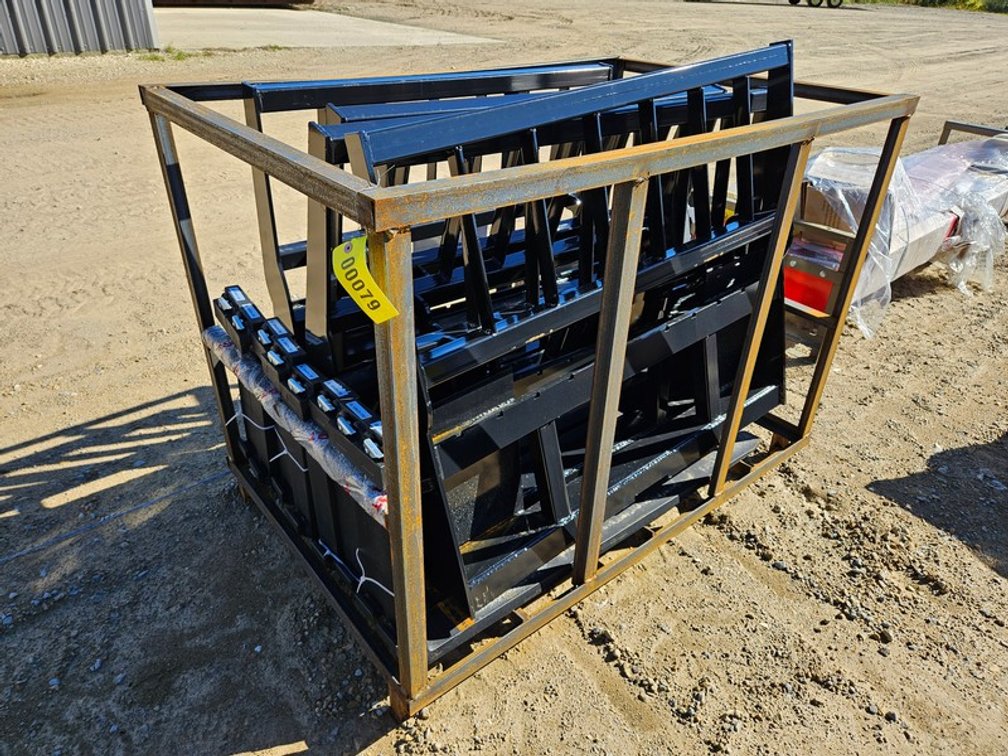 2026 Mower King 48" Skid Steer Pallet Forks