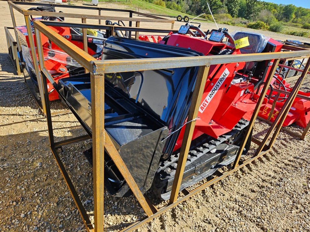 2026 AGT SDA-140T Mini Skid Steer