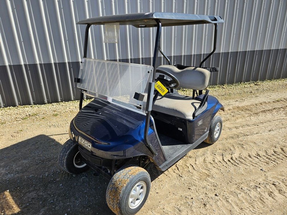 EZ-GO Gas Golf Cart