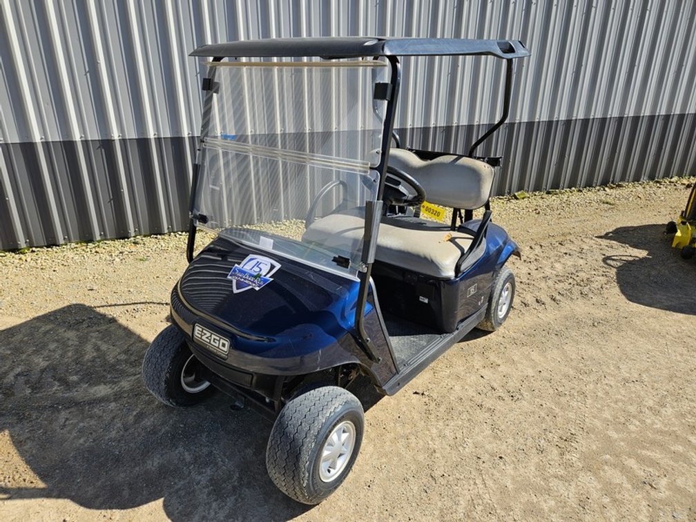 EZ-GO Gas Golf Cart