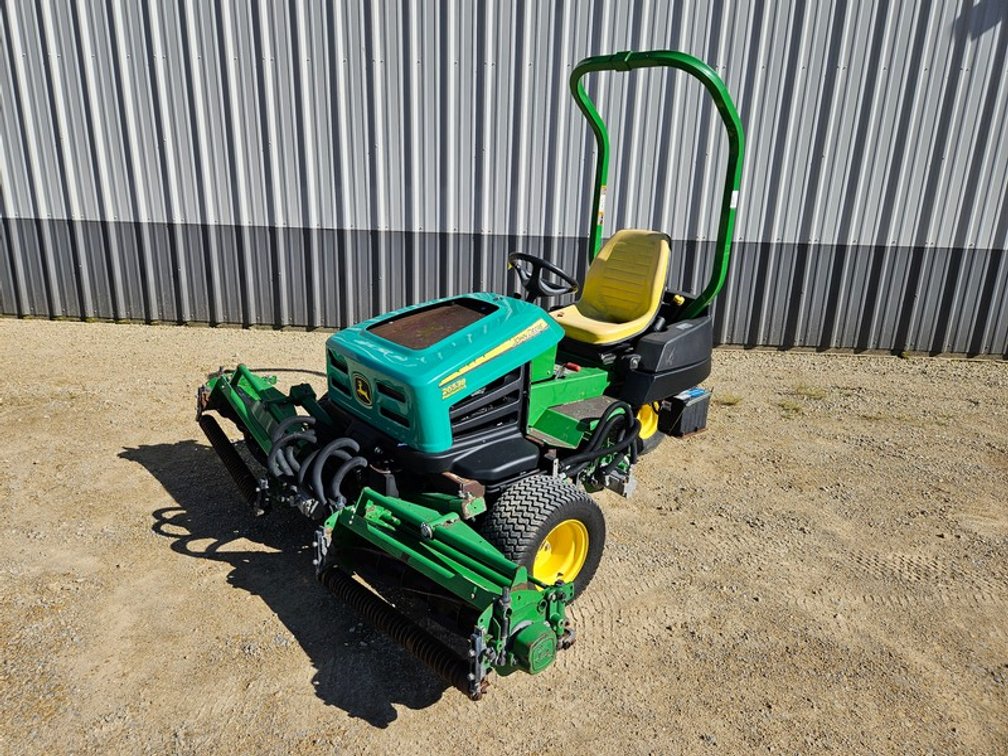John Deere 2653B Precision Cut Reel Mower