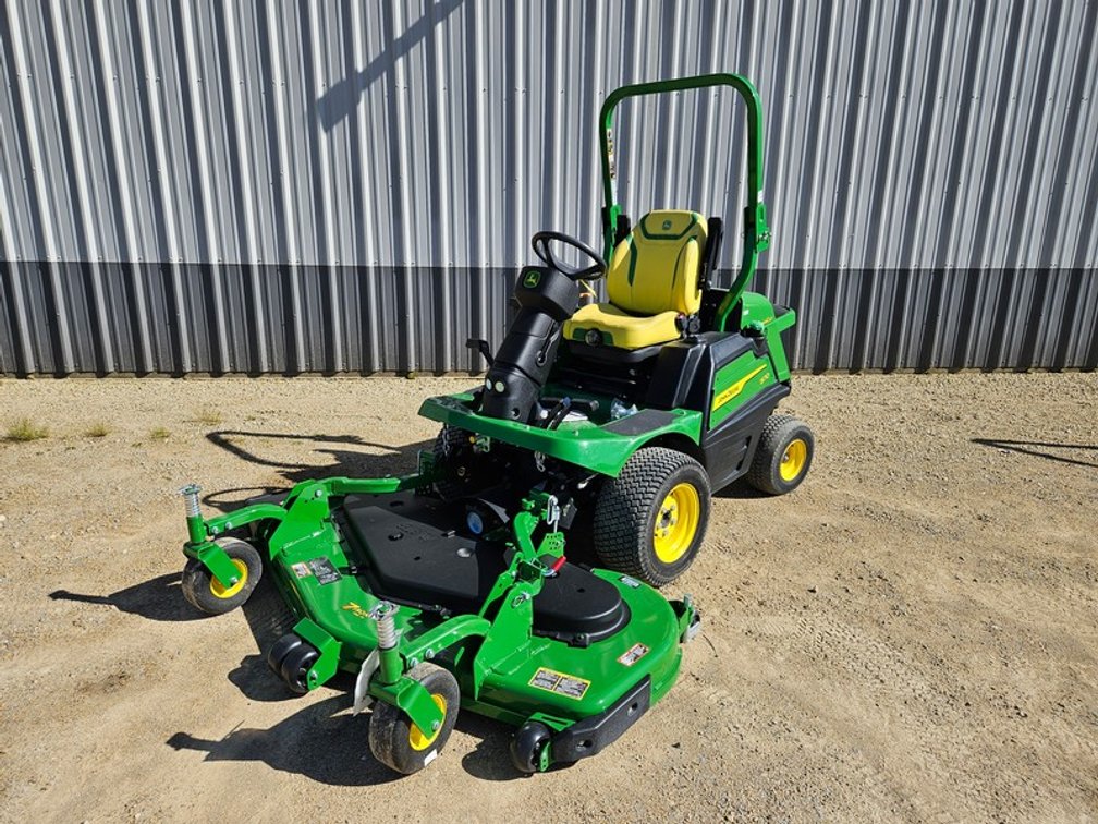 2023 John Deere 1570 Front Mount Mower