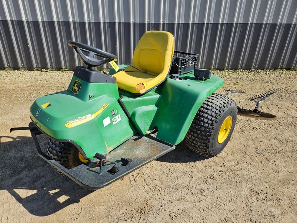 2018 John Deere 1200A Bunker Rake
