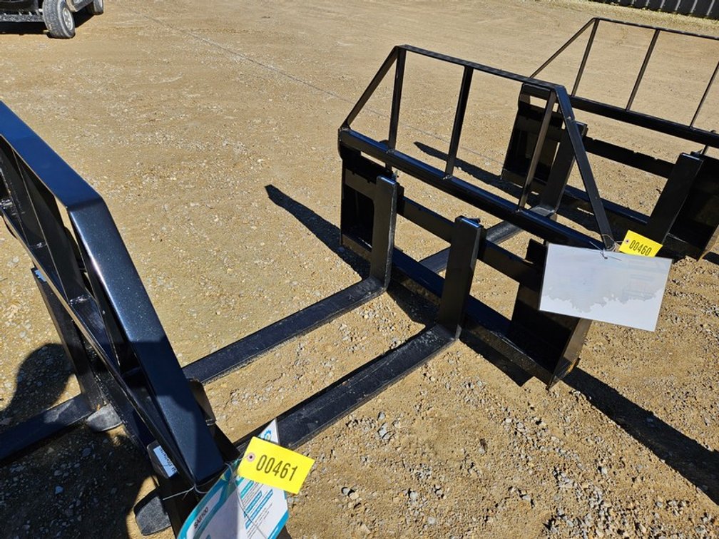 2026 Mower King 48" Skid Steer Pallet Forks