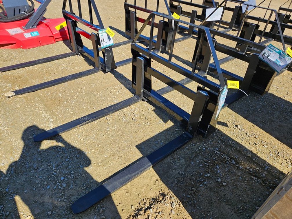2026 Mower King 48" Skid Steer Pallet Forks