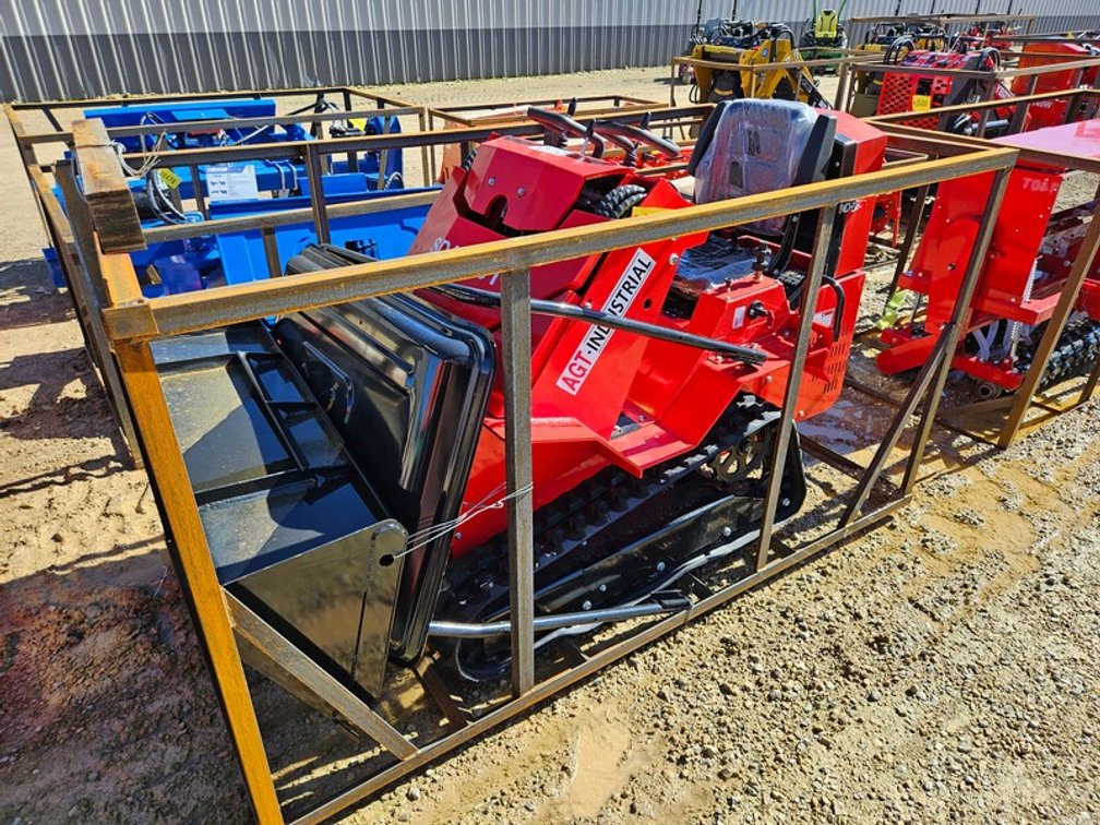 2026 AGT SDA-140T Mini Skid Steer