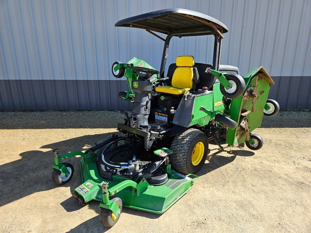 John Deere 1600 Series II 4x4 Wide Area Mower