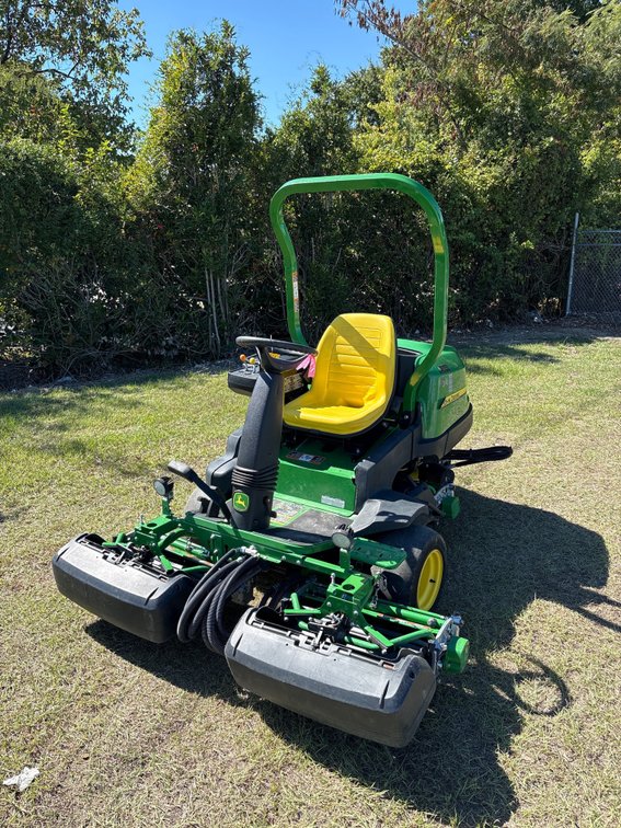 2021 John Deere 2400 Triplex Mower