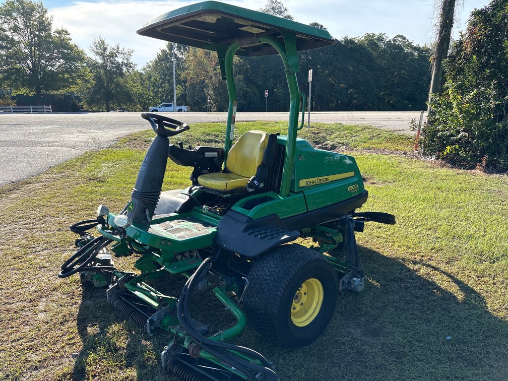2022 John Deere 6500A PRECIS Fairway Mower